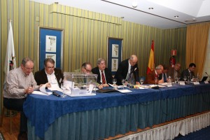 mesa presidencial Asamblea Constituyente RFEC
