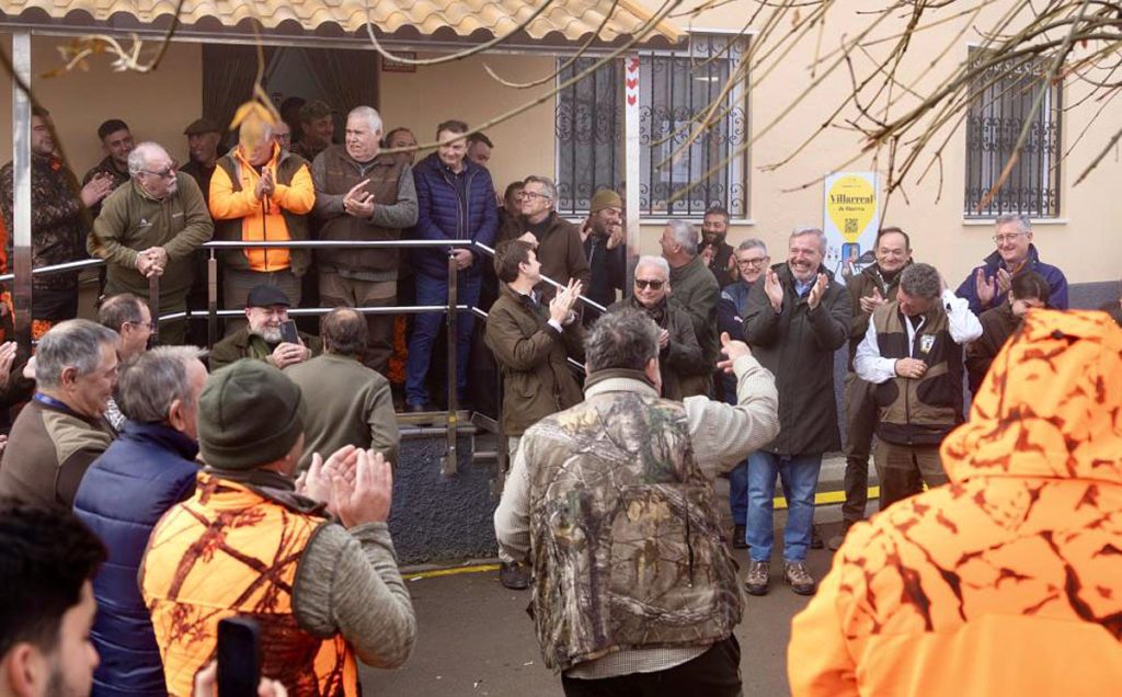 a los cazadores Caza