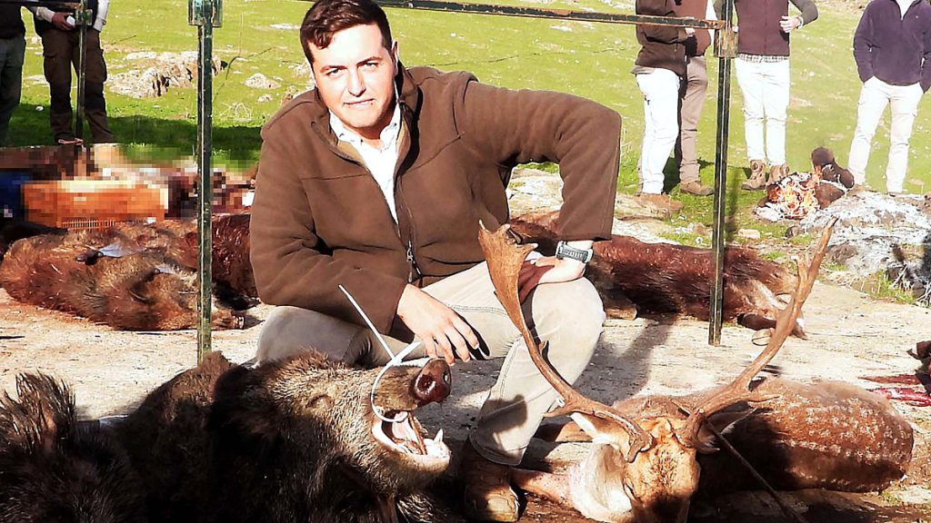 y Valdeescobón con montería