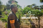 en media veda cazador
