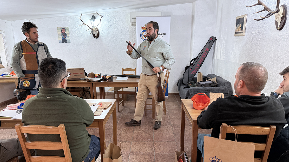 curso de tiro con escopeta de la Escuela Española de Caza en Méntrida